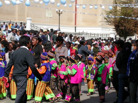 fiesta in Tarma, colourful children